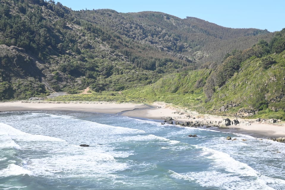 Eine tolle Bucht in der Nähe von Lebu, in der man gut baden kann