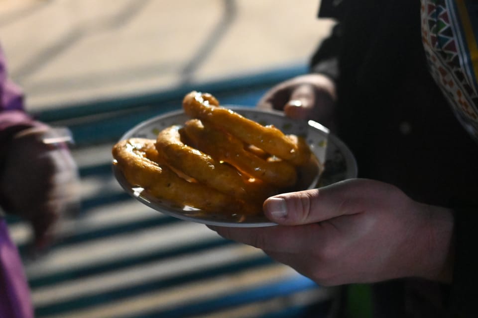 Es gab auch leckere frittierte Teigringe mit Sirup.