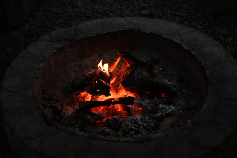 Das Feuer, welches jeden Abend entzündet wurde und wir uns nicht nur äußerlich wärmen konnten.